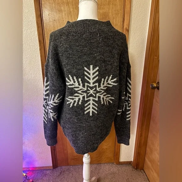 Michelle Mae Charcoal and Cream Snowflake Holiday Sweater - Picture 3 of 7